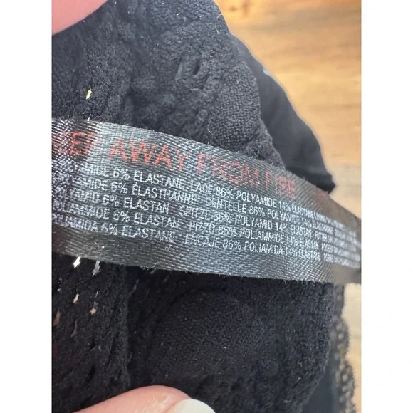 Womens XL Babydoll Top Cropped Lace Crochet Tank Whimsigoth Fairy Grunge Urban - Picture 8 of 9